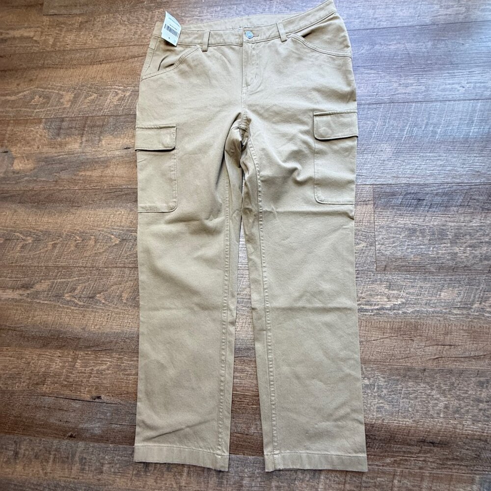 Duluth Trading Co. Women's Freewill Twill Slim Leg Pants Size 10/29 Color  Camel